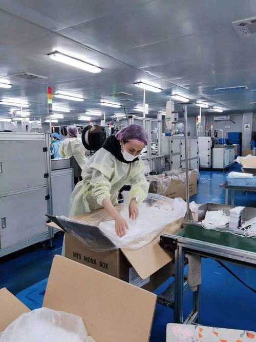 这些平凡而具体的中国人,才是最好的克毒武器︱人间世